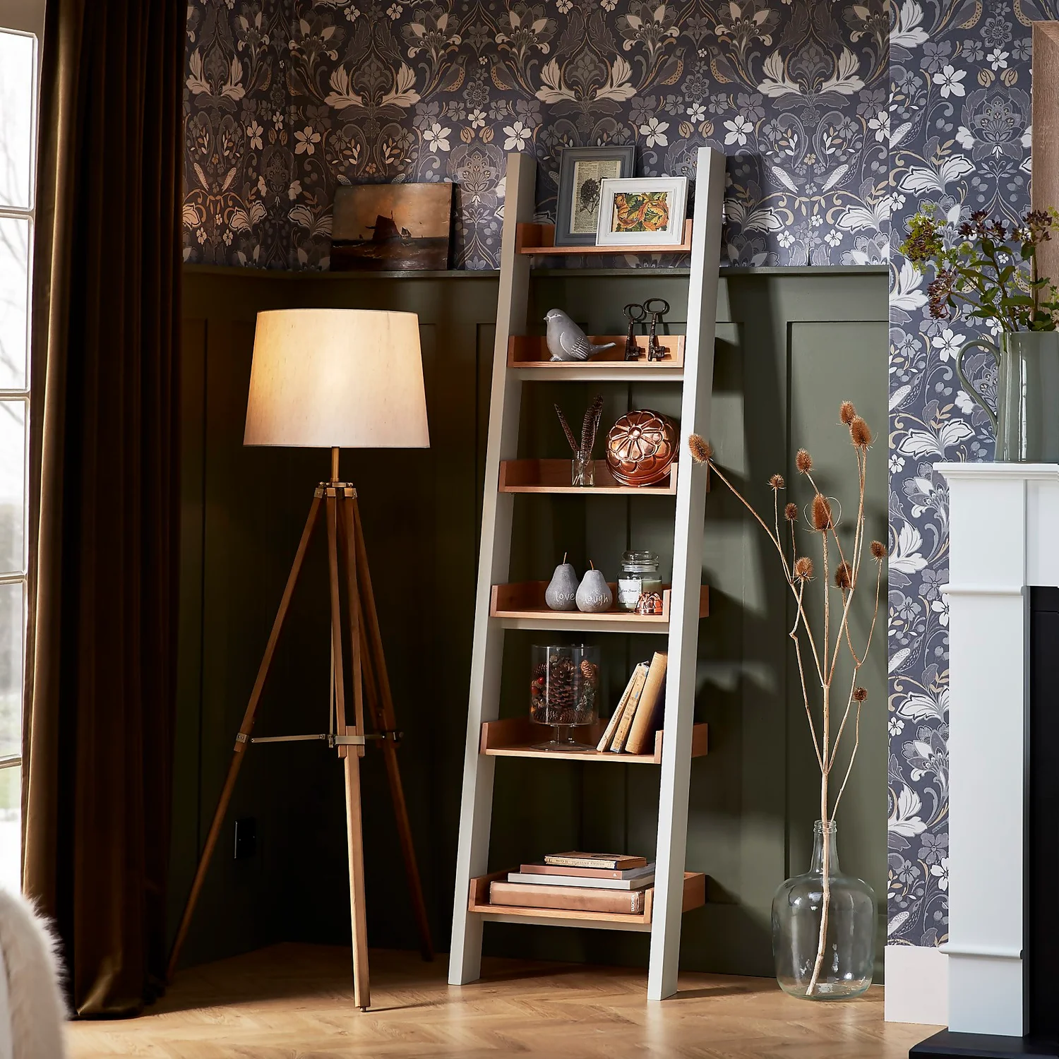 Ashstead Ladder Shelf - Oak & Ivory - Image 2