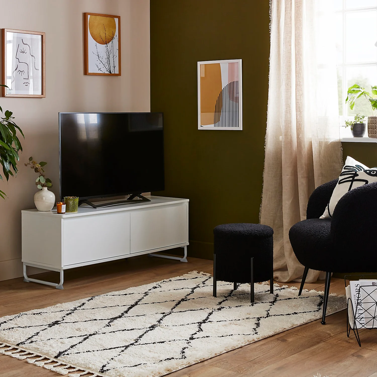 Milo TV Unit - Image 2